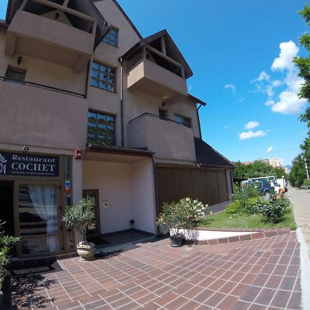 Cochet Accommodation Piatra Neamţ Buitenkant foto
